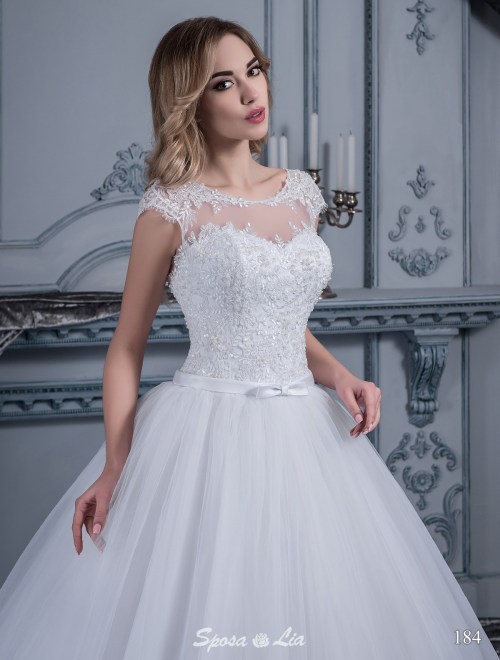 https://www.sposa-lia.com/images/stories/virtuemart/product/184       (2).jpg